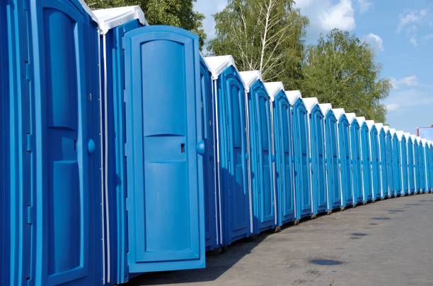 Portable bathroom rental in Peralta, NM